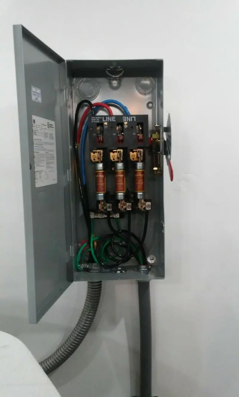 Three-phase disconnect switch installed for Electrical Wiring & Rewiring in Jessup